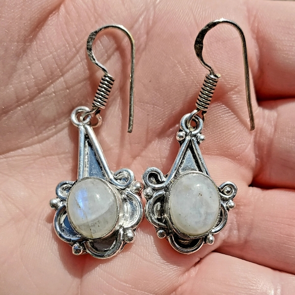 New Rainbow Moonstone Silver Earrings. - Picture 3 of 7